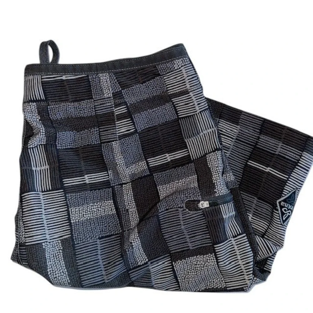 PrAna Swim Shorts Geometric‎ Print Swim with Zip Pocket Drawstring Closure Sz 32